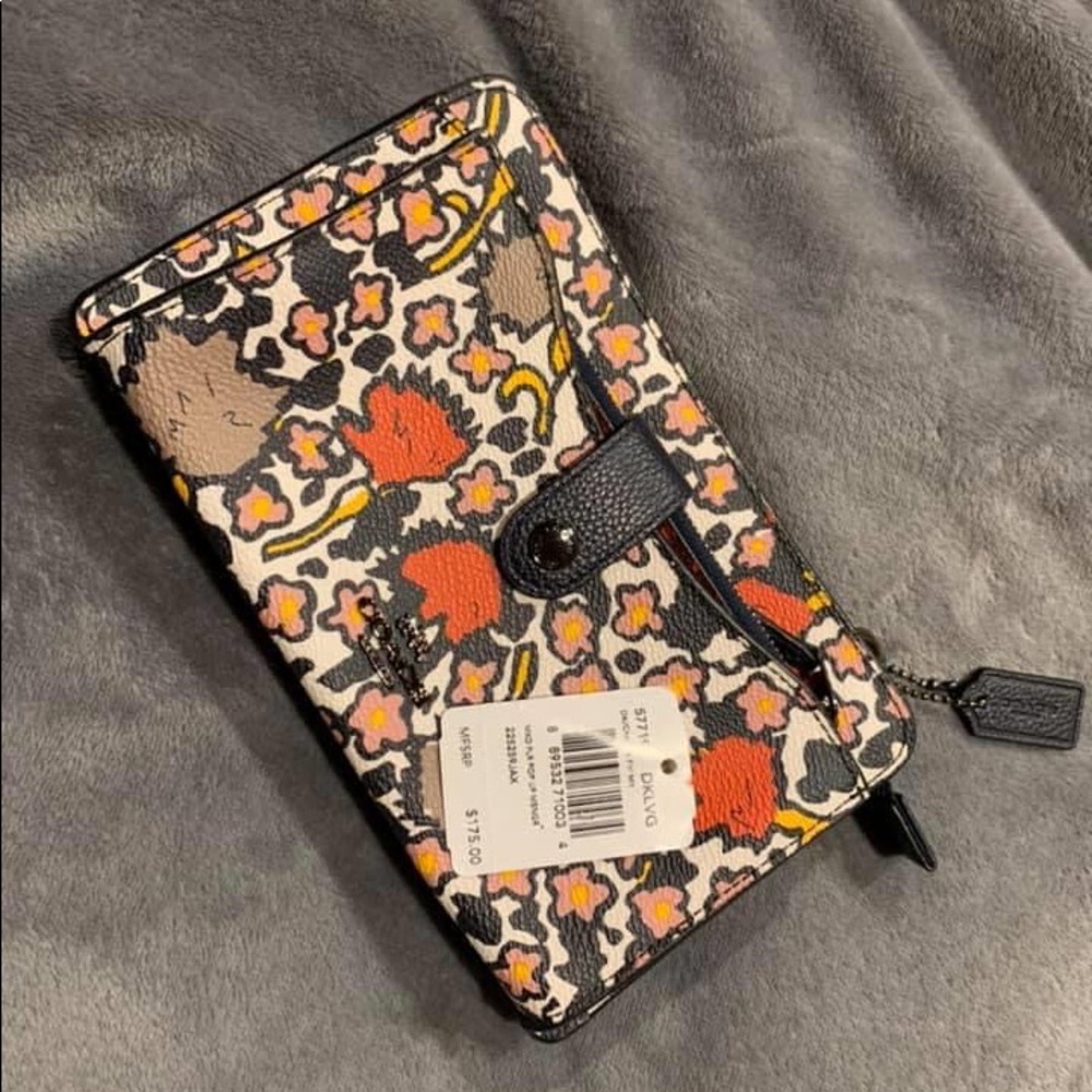 Coach 57719 Up Pouch Mixed Yankee Floral CrossBody